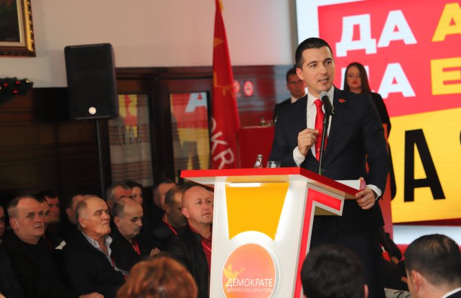 Bečić čestitao dan Opštine: Vratićemo Nikšić tamo gdje i pripada