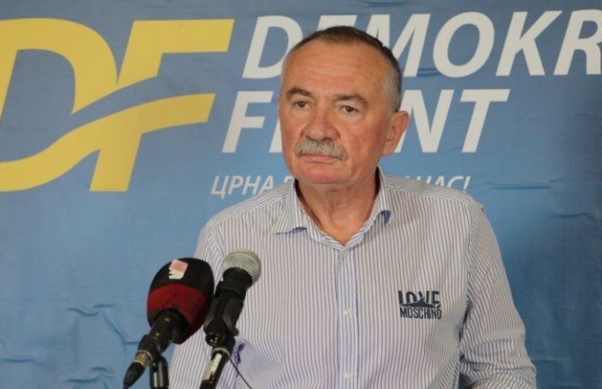 Radulović:  Jasno da sa ovom i ovakvom Vladom nema revizije prošlosti, ekonomskog i socijalnog preporoda i istinskih evropskih integracija