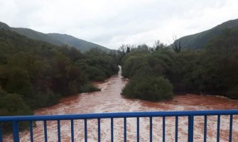Izlivanje boksitnih voda iz rudokopa Biočki stan: Neodgovornost dovela do ponavljanja incidenta 