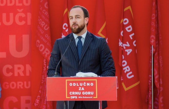 Nikolić: I da nije bilo pobjede opozicije, trebalo je izmisliti