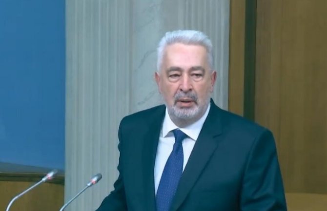 Šta će poslanici pitati premijera u Skupštini?