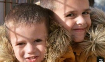 50.000 eura za Kardoviće od bračnog para iz Njemačke: Fondacija Hemiias pokrenula akciju sakupljanja pomoći bolesnim dječacima