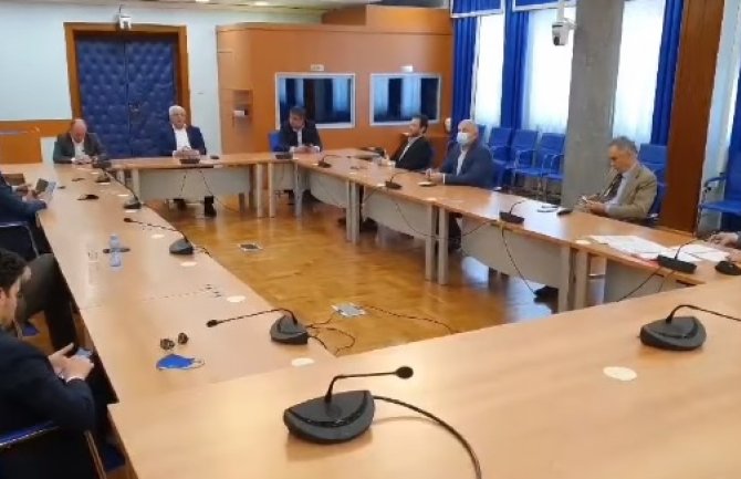 Na sastanku nije bilo riječi o rekonstrukciji Vlade