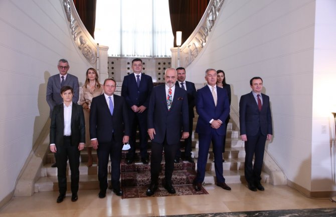 Za Zapadni Balkan 30 milijardi eura od EK, Varhelji: Mi smo spremni