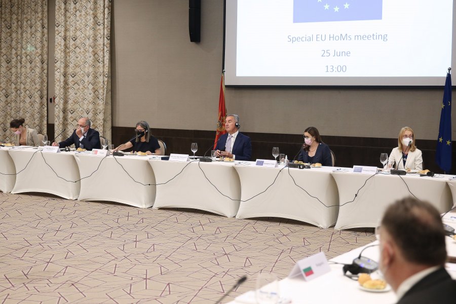SaambasadorimaEU2