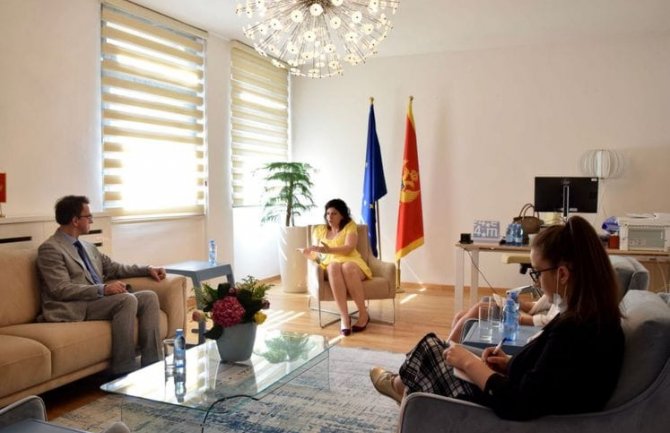 Kordić sa ruskim ambasadorom o značaju evropske integracije za crnogorsko društvo