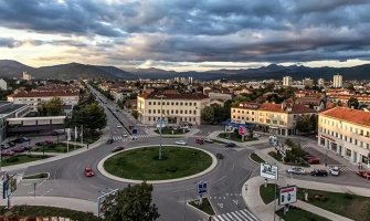 DPS Nikšić: Demokrate i URA u cilju odbrane svojih interesa i ličnih privilegija spasili Kovačevića razrješenja