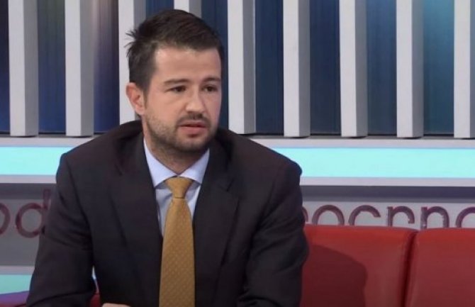 Milatović: Naložiću preispitivanje postavljanja posebne trake na Bulevaru Svetog Petra Cetinjskog