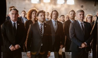 Abazović u Srebrenici: Ubijeno čovječanstvo, genocid nisu počinile vojske, nego politike zla, smrti i prevara