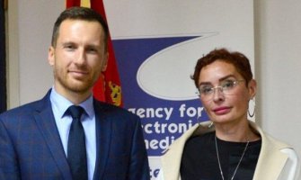 Traže da se ne glasa o zamračenju Pinka