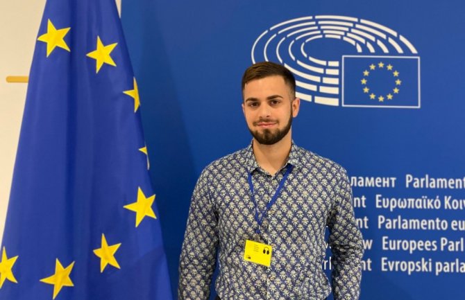 Student Fakulteta političkih nauka jedini nagrađeni crnogorski takmičar na EUSAIR takmičenju