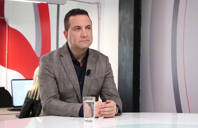 Eraković: Crna Gora se probudila da kaže DOSTA onima koji je žele uništiti
