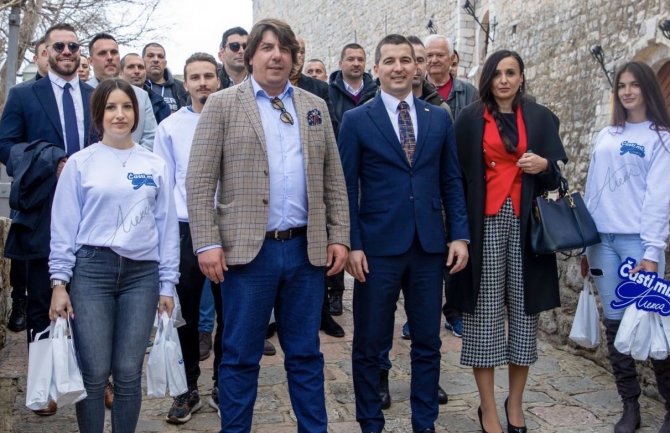 Bečić: U politiku nisam ušao da bih uvećao svoje bogastvo već da bih bio sluga narodu