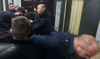 Grupa građana Cetinja: A šta da je Miloviću opalio pištolj? Bismo li i tada mi bili krivi