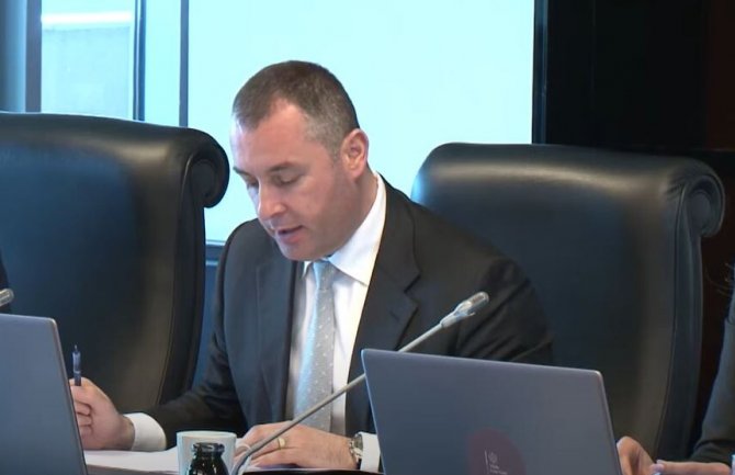 Stop inflaciji se priključile i apoteke: Biće jeftiniji brufen, paracetamol, ljekovi protiv kašlja i prehlade, hrana za bebe…