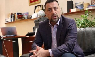 Đurović: Mladi fizičari moraju da idu na prestižno takmičenje, pokušaću da riješim problem