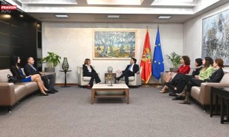 Postignut dogovor kod premijera: Sindikat će glasati za uvećanje zarade umjetničkoj grupi