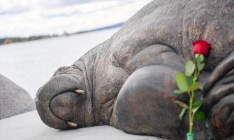 U Norveškoj danas otkrivena skulptura morža Freje