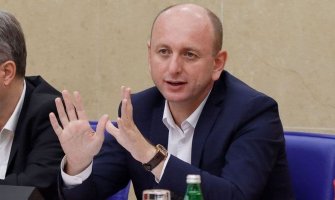 Knežević će govoriti na večerašnjem Vučićevom skupu