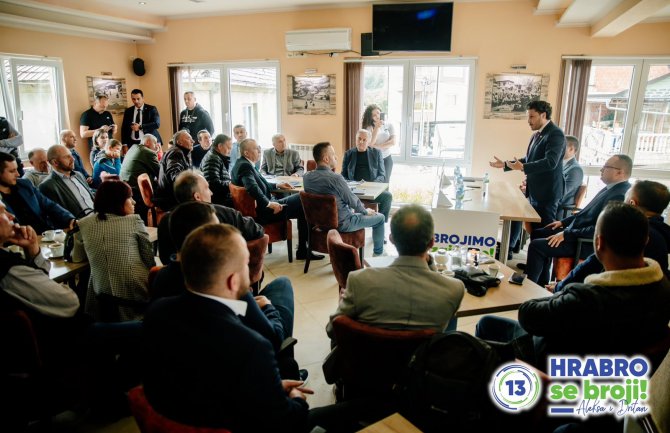 Aleksa i Dritan u Petnjici: Stvaramo preduslove da naši ostvareni ljudi u dijaspori ulažu u njihov zavičaj