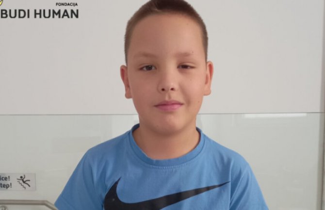 Prikupljeno preko 30 hiljada eura za Borisa, nastaviće da se bori za svoj san – da prošeta!