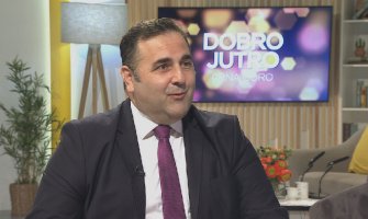 Radulović: Milatović da se odluči da li želi Crnu Goru u zagrljaju Vučića i Rame ili u EU