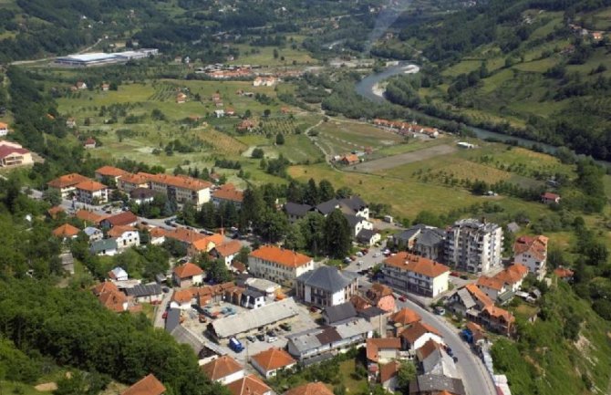 Kompanija “Bemaks” dobila  eksploataciju  mineralnog kamena?