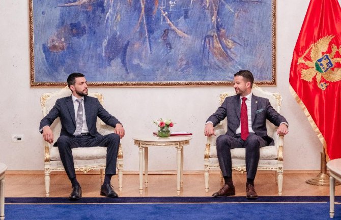 Živković: Niko do sada nije došao sa 41 potpisom, nema ozbiljnosti inače bi već imali vladu