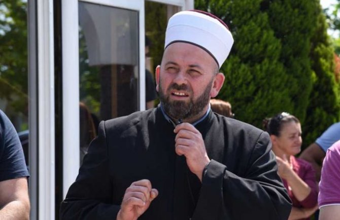Fejzić: Crnogorci imaju čojstvo i junaštvo i ne vjerujem da su željni genocida, dosta je bilo sječe glava