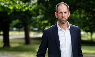 Iković: Sud zvanično privremeno zabranio izgradnju poslovne zgrade uz gradski Trg