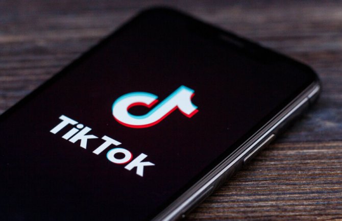 Njujork zabranjuje TikTok na službenim telefonima