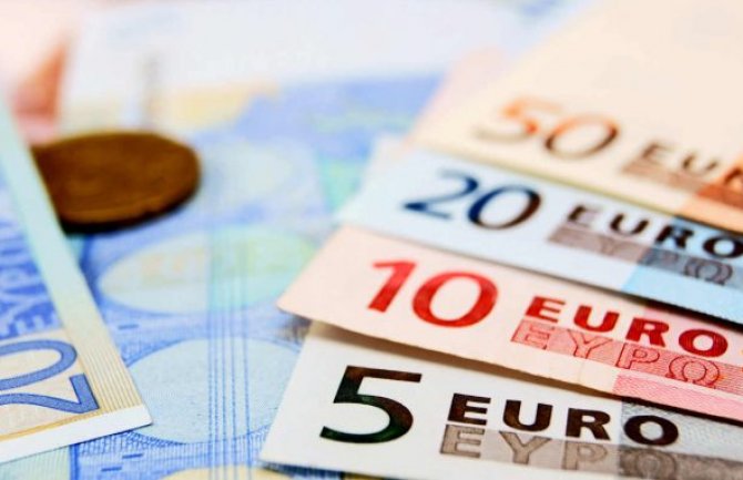 Tuđu njegu i pomoć prima skoro 28.000 građana