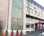 Radnik bolnice Nikšić i pripadnik privatnog obezbjeđenja pokušali da ukradu stolariju