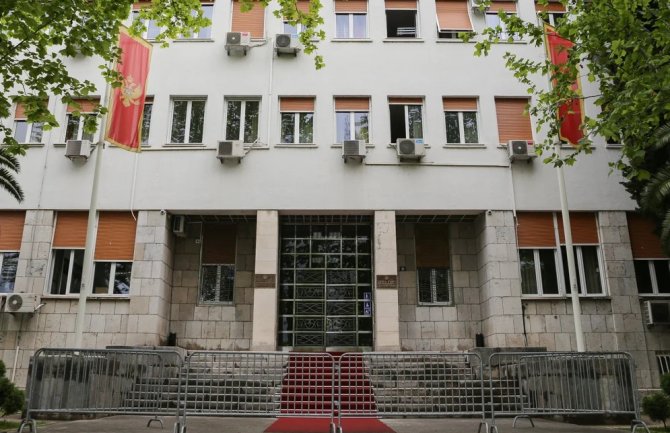 Administrativni odbor sjutra o naknadama po prestanku funkcije