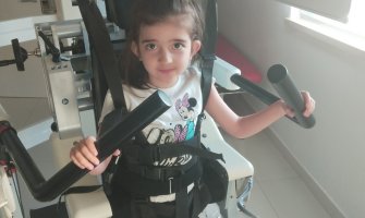Prikupljena sredstva za Lanu Ščepanović