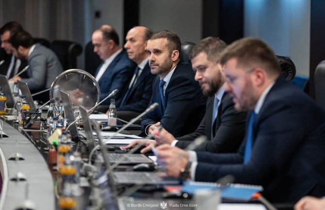 NESLAVNA EPIZODA U NATO-u NOVOG SPAJIĆEVOG SAVJETNIKA ZA BEZBJEDNOST: Goranović vraćen iz centrale u Briselu jer nije prošao bezbjednosnu provjeru!?