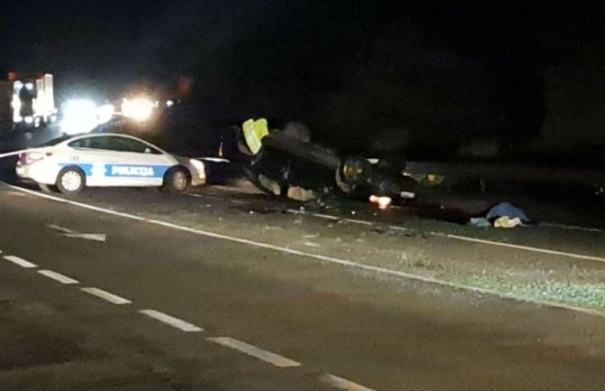 Saobraćajna nezgoda na putu Nikšić -Jasenovo polje, dvije osobe povrijeđeneIL