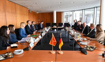 Spajić u Berlinu: Bilo riječi i o stavovima Vlade o Kosovu i o rezoluciji o Srebrenici
