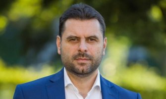 Vujović: Umjesto stava o podršci Rezoluciji, PES plasira Vučićeve besmislice