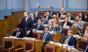 Poslanički klub DPS-a: Ono što je propustio PES u parlamentu da uradi PES u Vladi