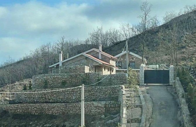 Ko je i zašto jutros uznemiravao porodicu Milivoja Katnića?
