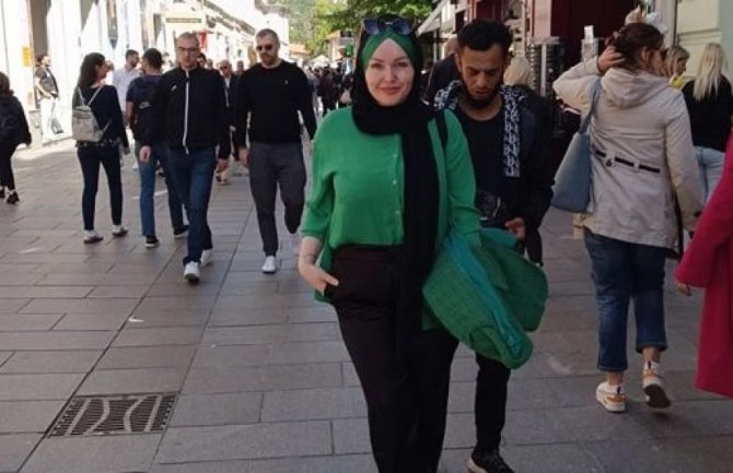 Žena spriječila džeparoša dok je pozirala na Baščaršiji