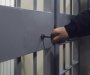 Policajac optužen za napastvovanje maloljetnice vraćen u pritvor