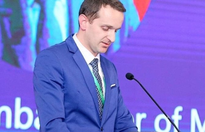 Đuričković: Logično je i očekivano da Mandić i Knežević uskrate podršku Vladi