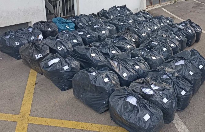 Policija u Baru zaplijenila oko 680 kilograma rezanog duvana 